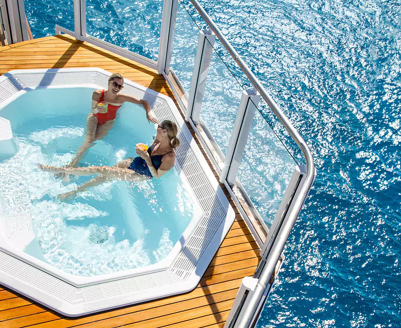 NCL_ENCORE_VIBE_HOT_TUB_LADIES_0518_v2.jpeg