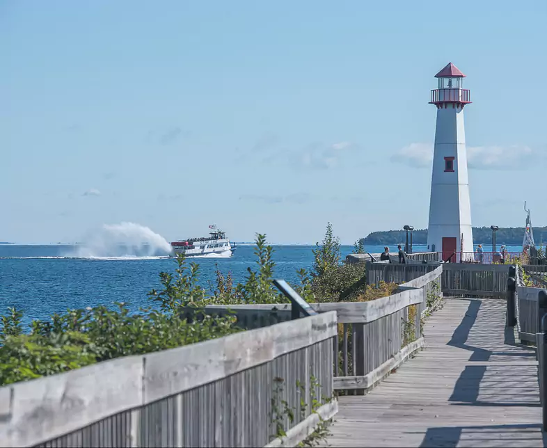 Wawatam lighthouse.jpg