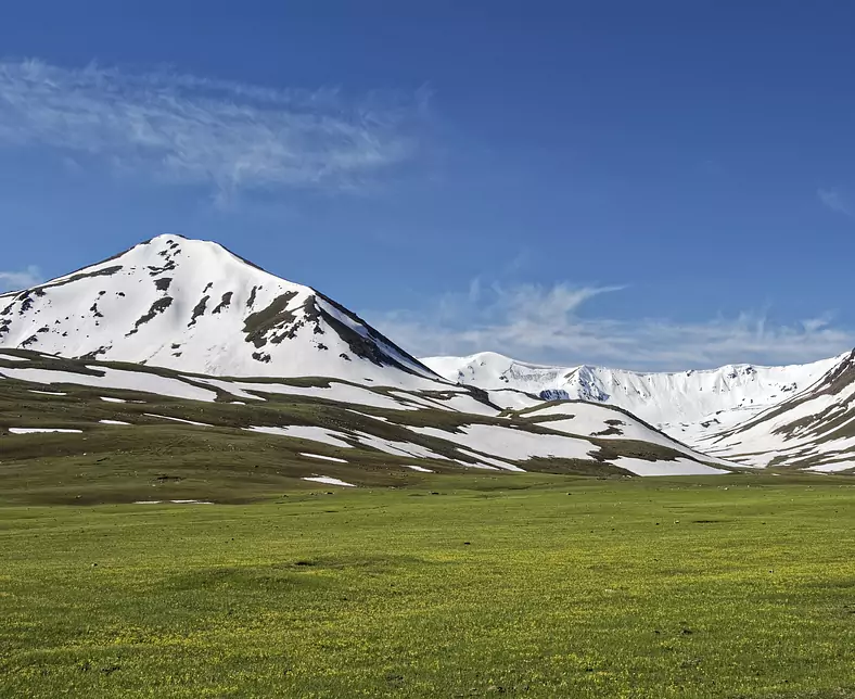 kyrgyzstan-4770474_1920.jpg