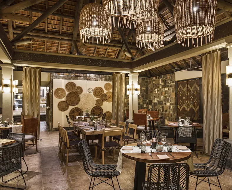 HA-Savana-Restaurant-2.jpg
