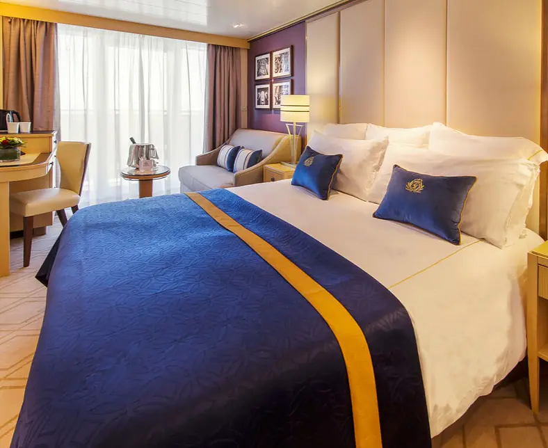 QM2_12.012_A2_Club Balcony.jpg