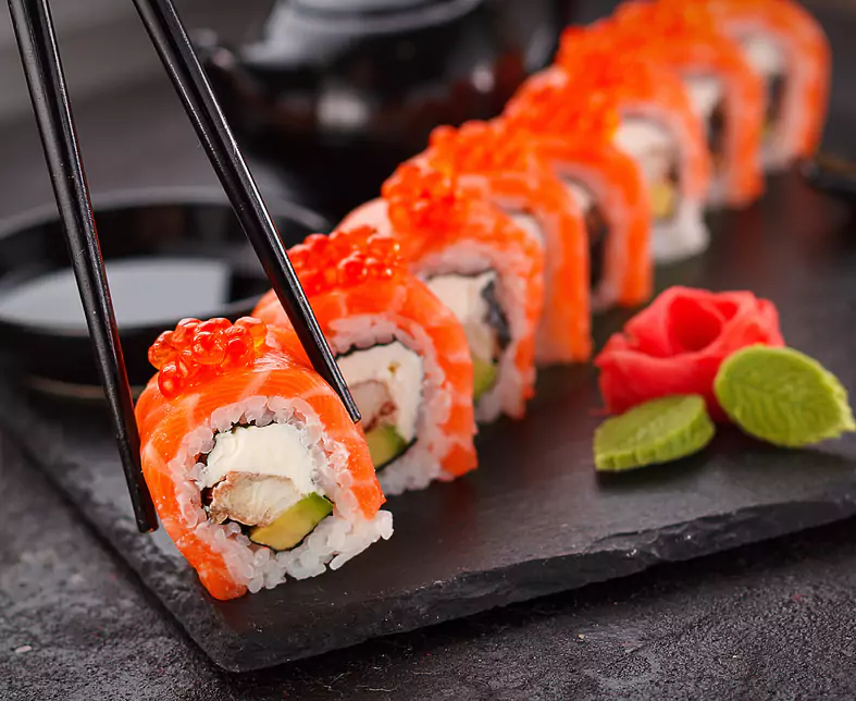 sushi-2853382(1).jpg
